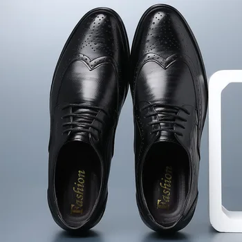 Модные классические мужские модельные туфли с острым носком, мужские лакированные кожаные Черные свадебные туфли-Оксфорды, Официальные туфли большого размера 38-47